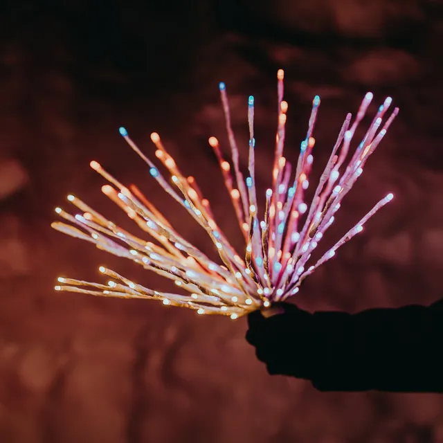 twinkly-spritzer-smart-led-spritzer-lichter-mit-3d-mapping-f-r-innen-und-au-enbe image 1