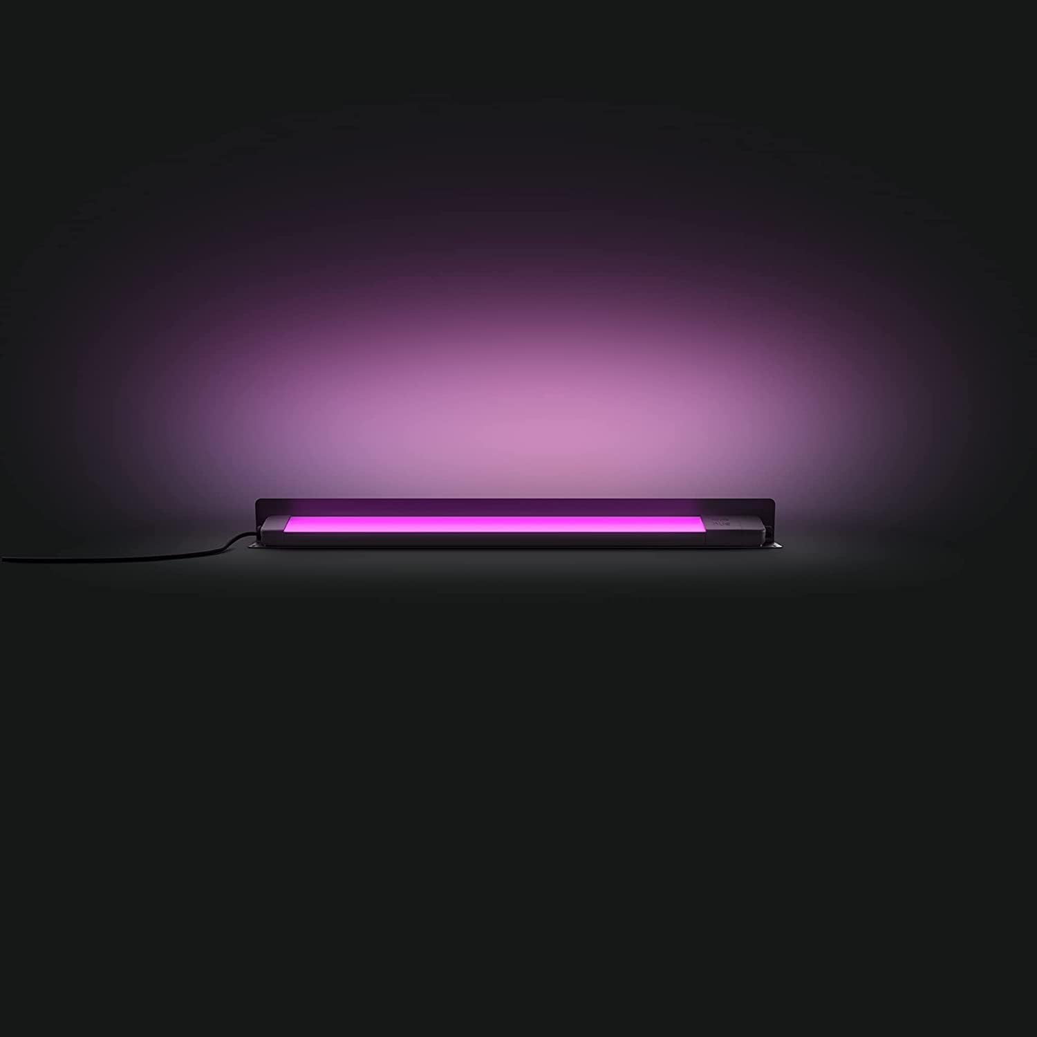 philips-hue-white-color-ambiance-amarant-led-wandfluter-f-r-drau-en-1-420-lm-ip6 image 3