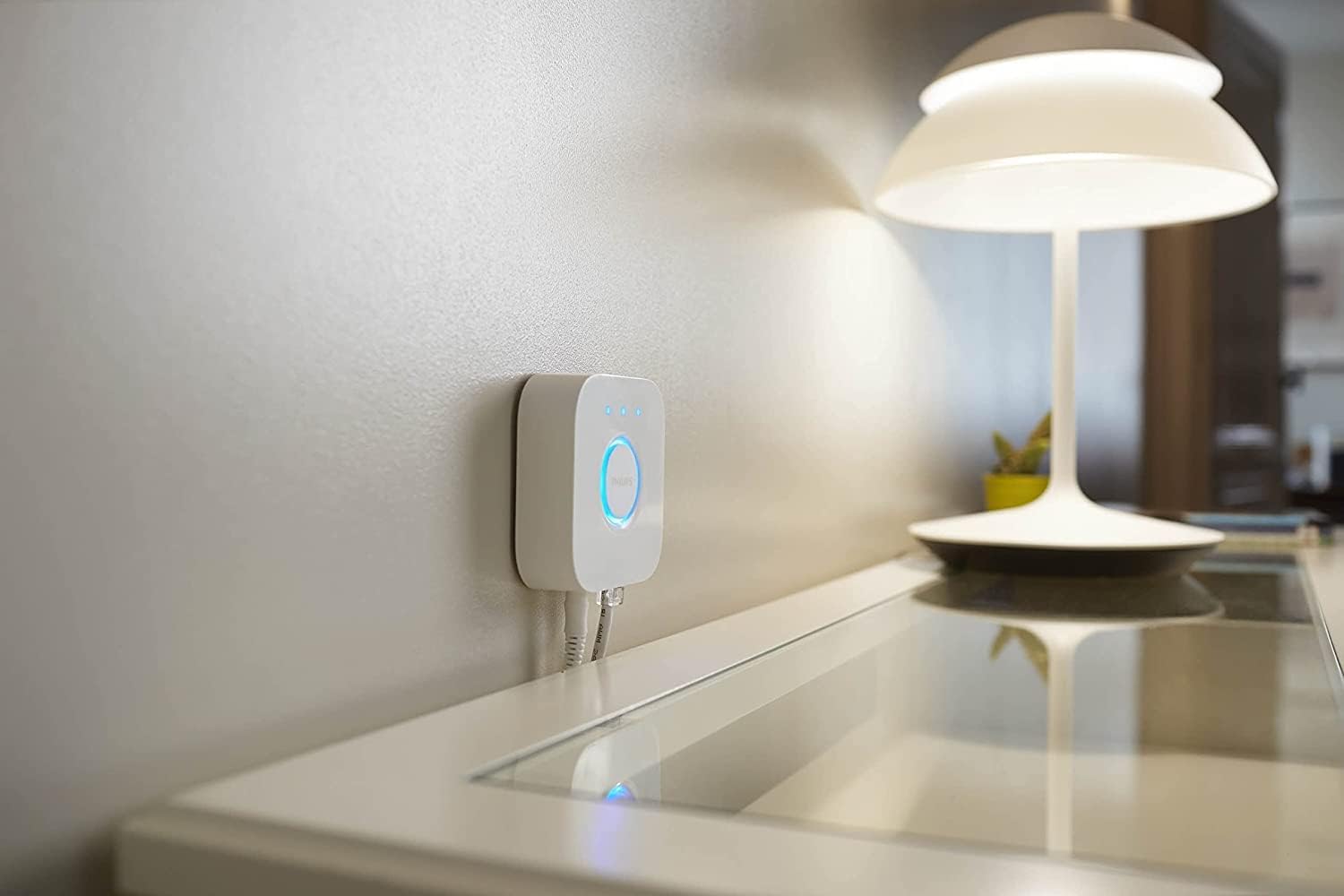 philips-hue-bridge-smart-home-steuerzentrale-f-r-bis-zu-50-hue-leuchtmittel-und- image 6