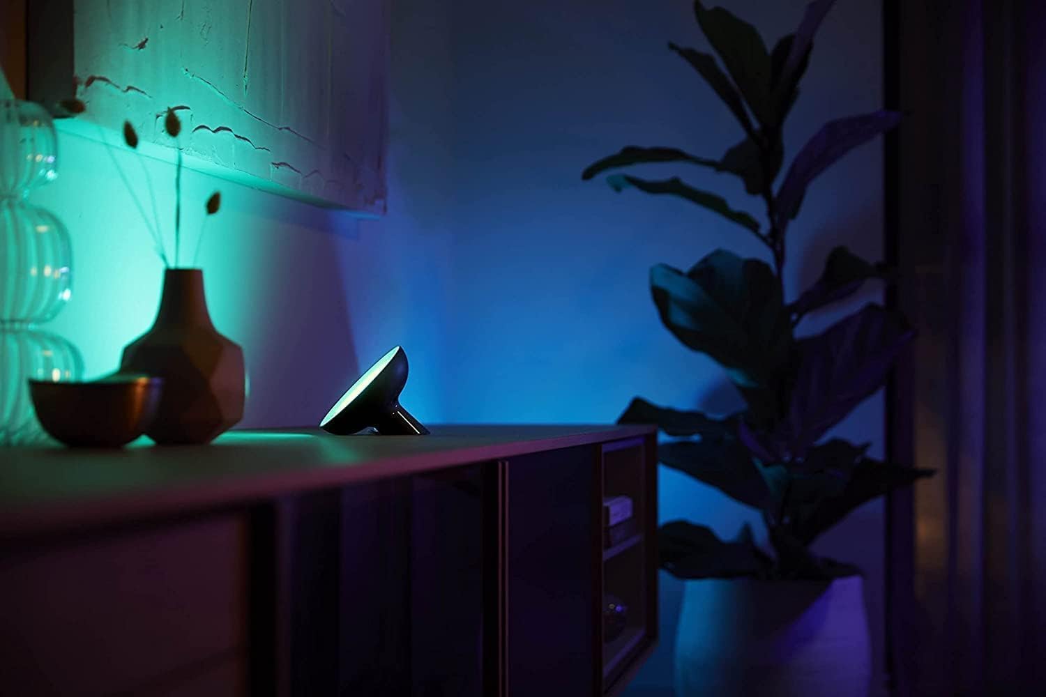 philips-hue-white-color-ambiance-bloom-tischleuchte-500-lm-16-mio-farben-bluetoo image 6