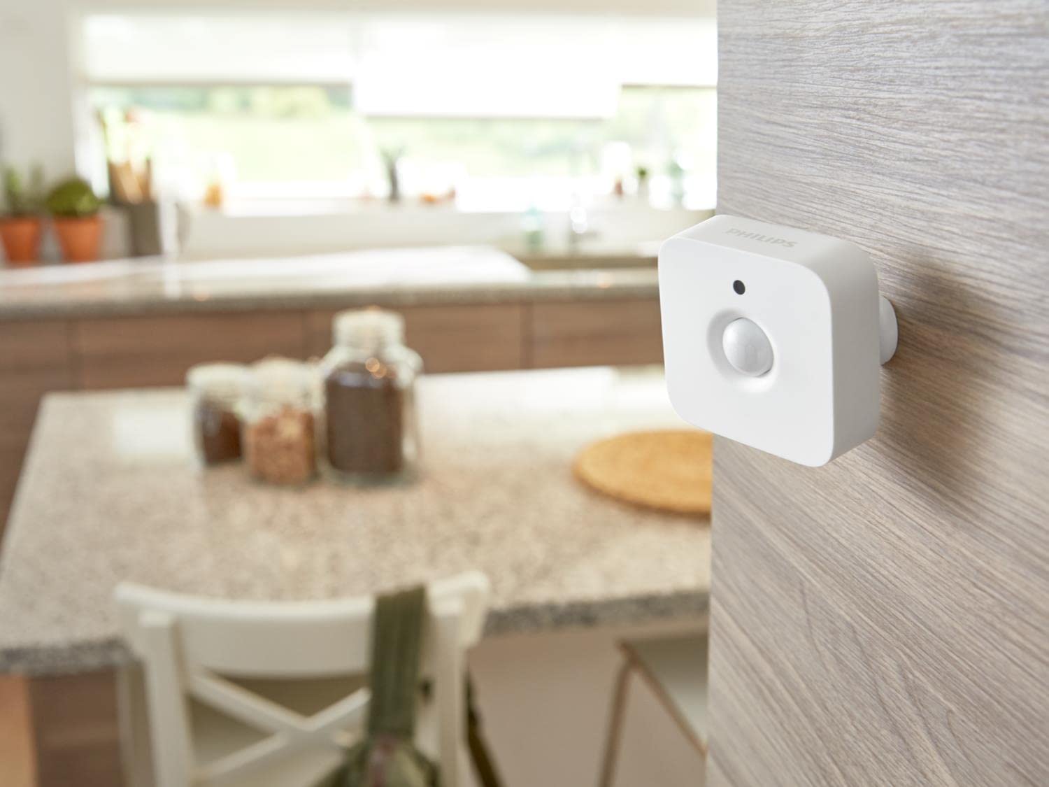 philips-hue-vorteilspaket-mit-1-hue-dimmschalter-und-1-hue-bewegungsmelder-f-r-i image 5
