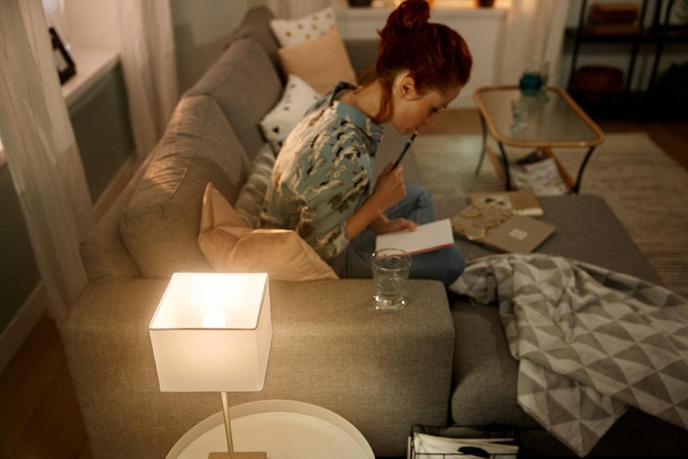 philips-hue-white-e14-kerzenlampe-2er-pack-2-470-lm-dimmbar-warmwei-app-und-spra image 8