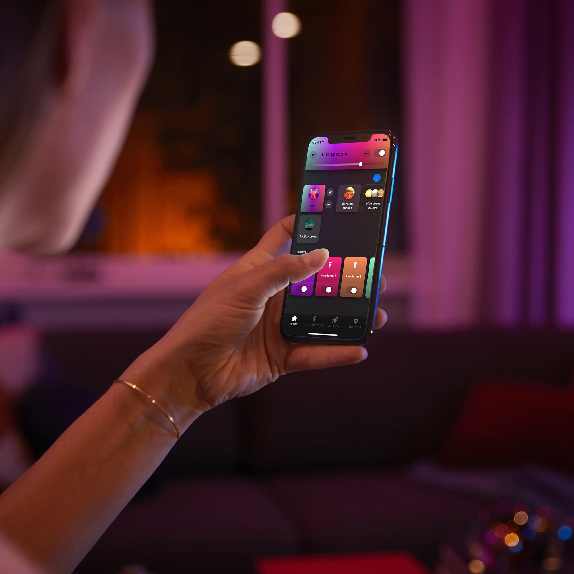 philips-hue-perifo-railverlichtung-basisset-4-spots-schwarz-wei-es-farbiges-lich image 2