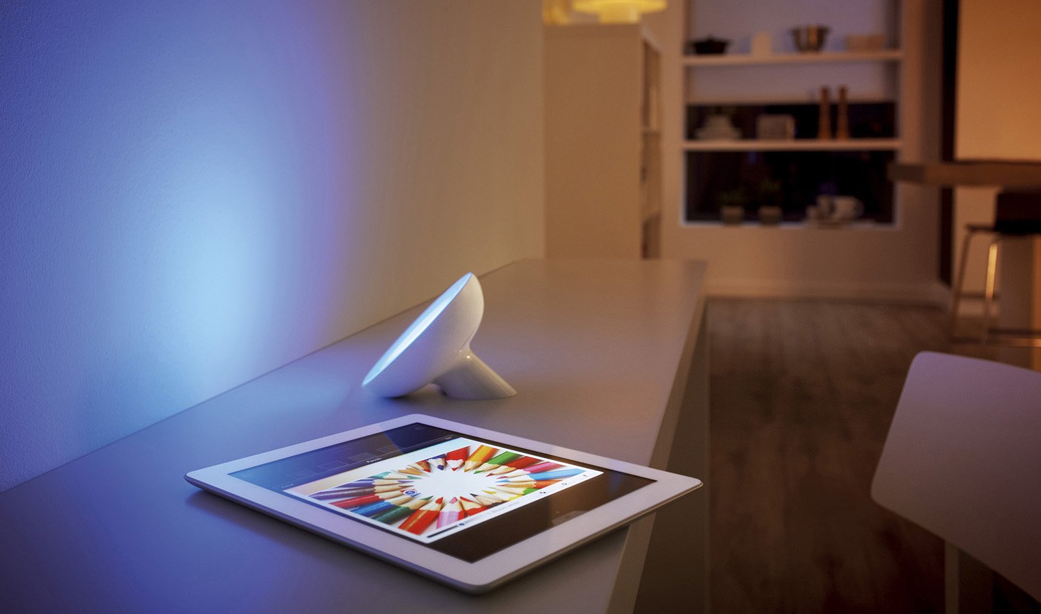 philips-friends-of-hue-livingcolors-bloom-starter-kit-inkl-hue-bridge-led-stimmu image 4