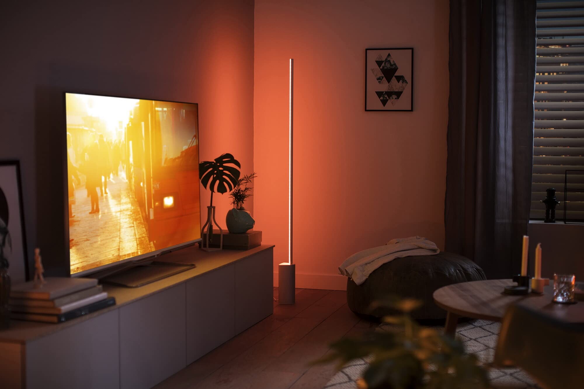 philips-hue-white-color-ambiance-signe-led-stehleuchte-2-550-lm-dimmbare-lichts- image 2