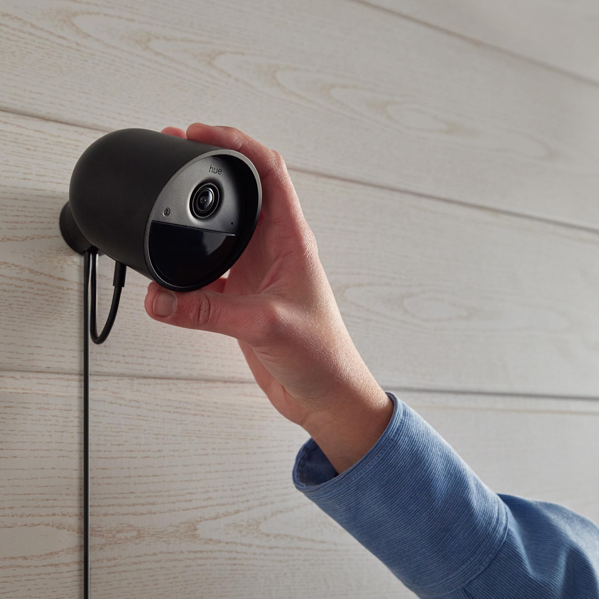 philips-hue-secure-kabelgebundene-smart-home-sicherheitskamera-1080p-full-hd-f-r image 2