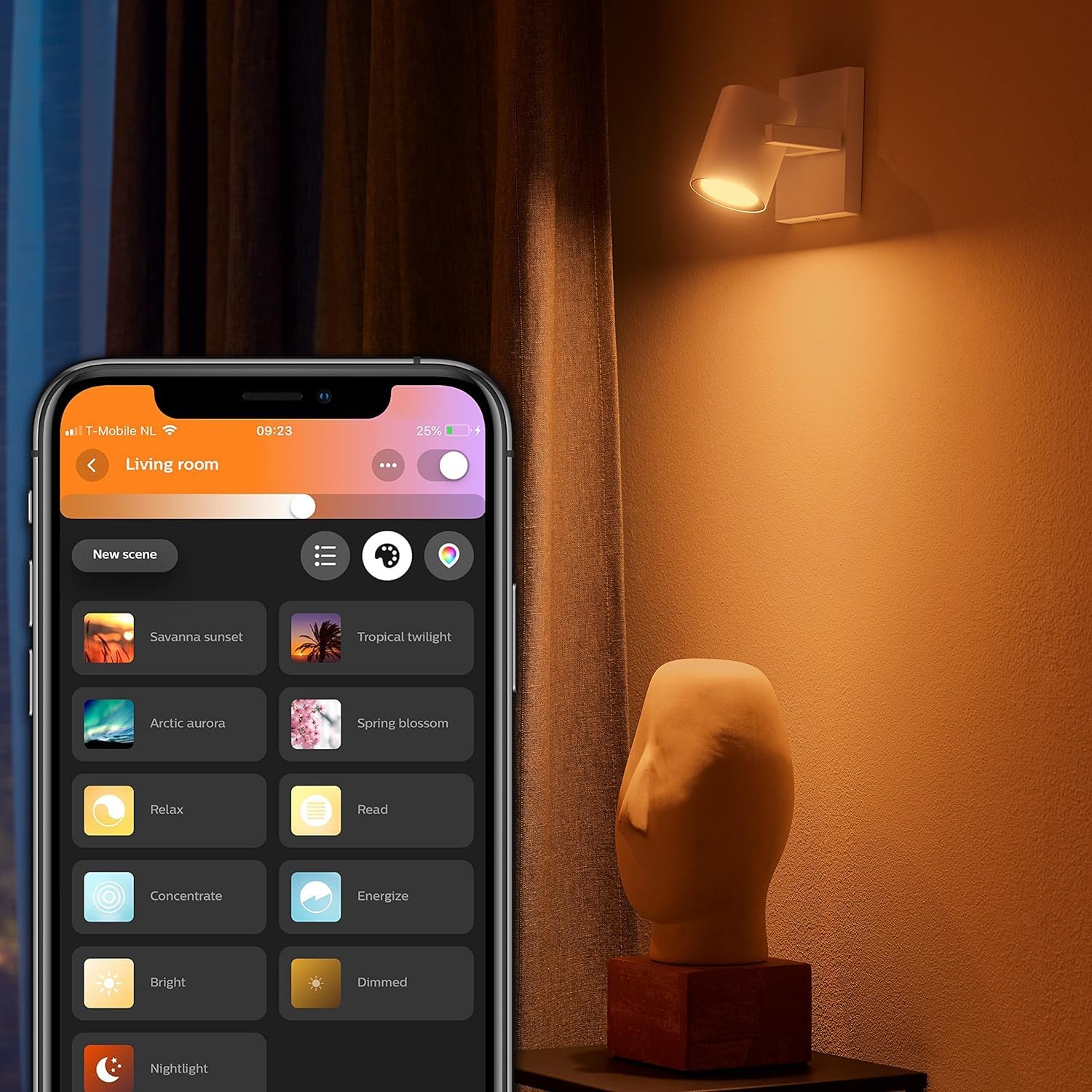 philips-hue-white-color-ambiance-argenta-deckenlampe-mit-1er-spot-1-050-lm-dimmb image 3