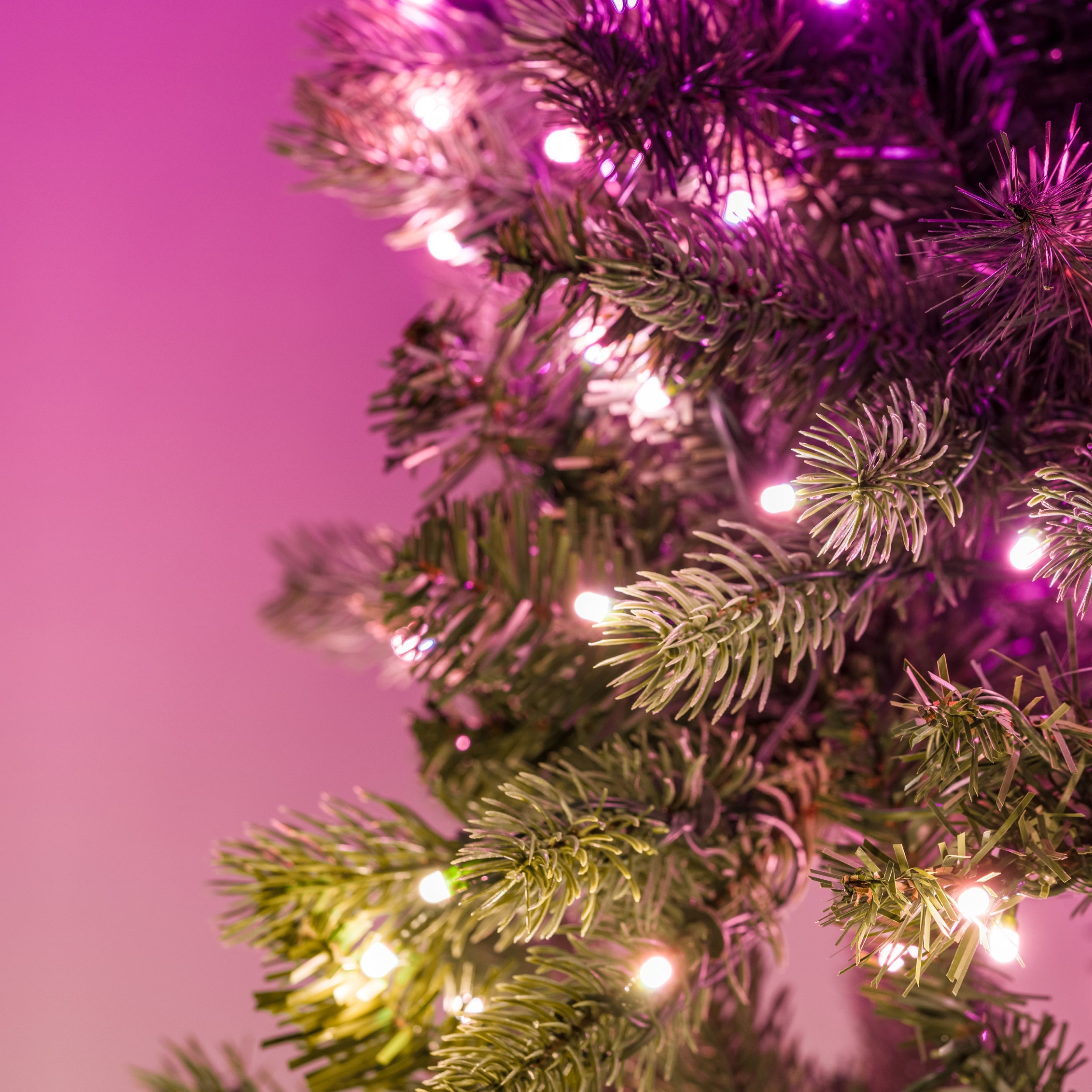 twinkly-pre-lit-tree-app-gesteuerter-k-nstlicher-weihnachtsbaum-mit-smart-led-be image 2