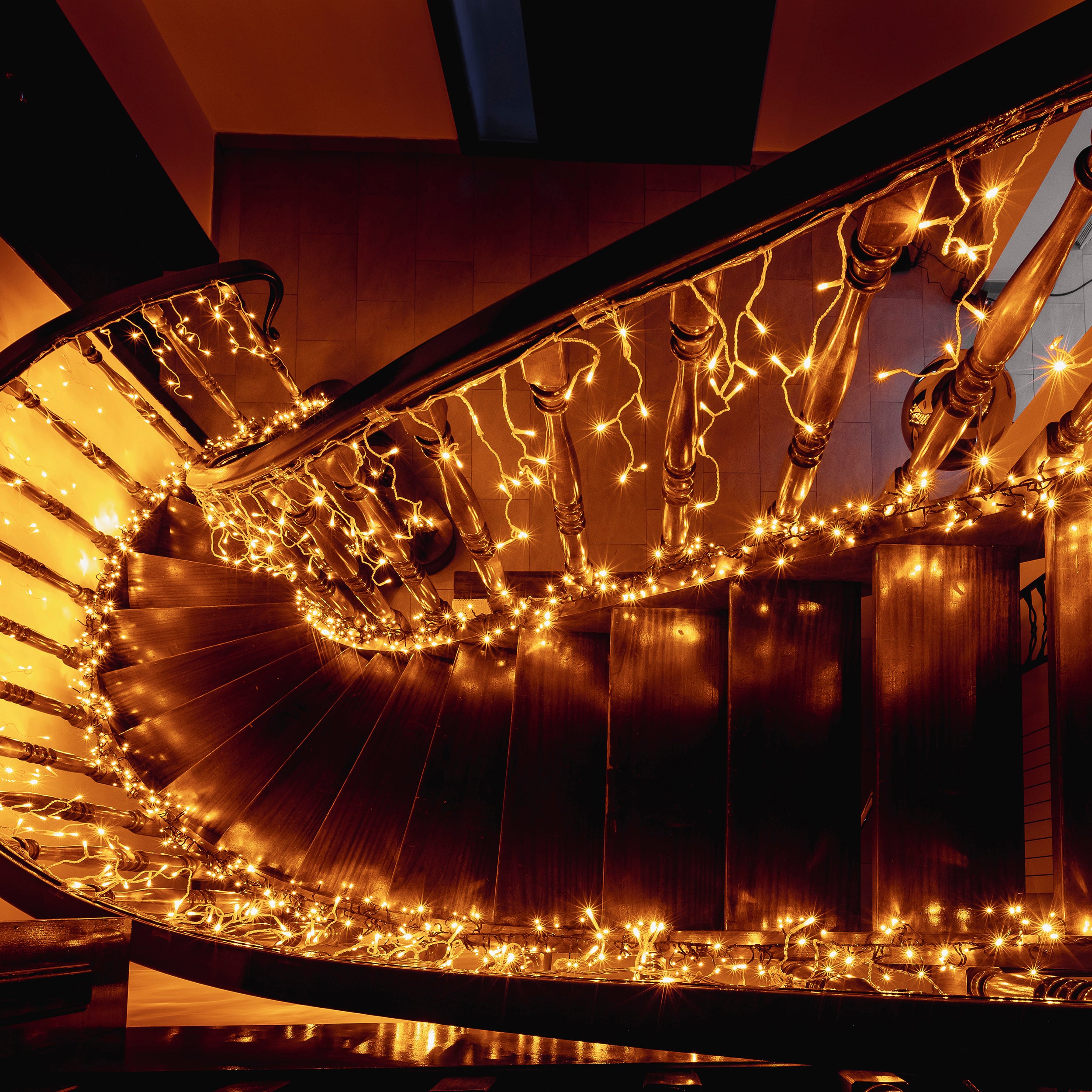 twinkly-icicle-gold-silver-app-gesteuerte-led-eiszapfen-lichterkette-in-wei-t-ne image 5