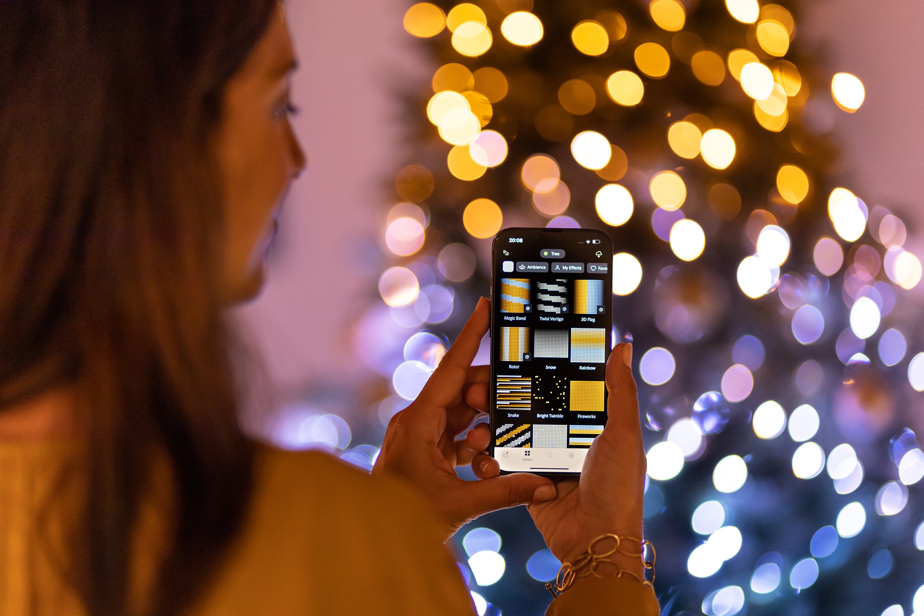 twinkly-strings-gold-silver-app-gesteuerte-led-lichterkette-in-wei-t-nen-von-sil image 4