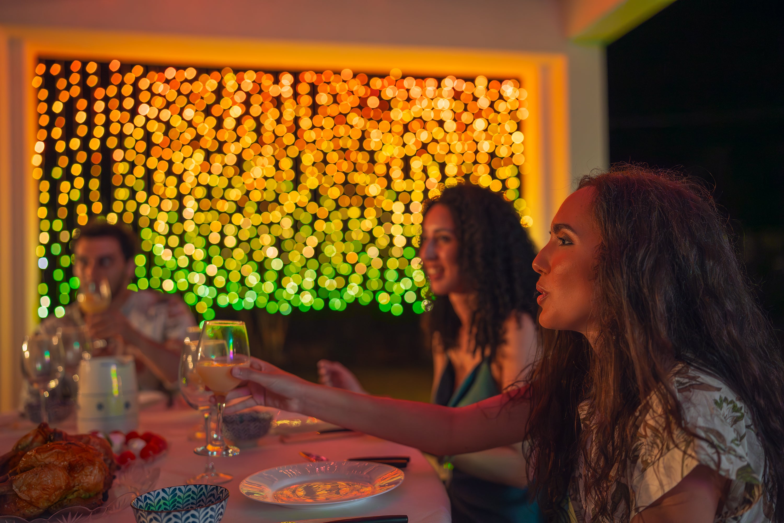 twinkly-curtain-app-gesteuerte-led-lichtervorhang-mit-dynamischen-bildschirm-eff image 4