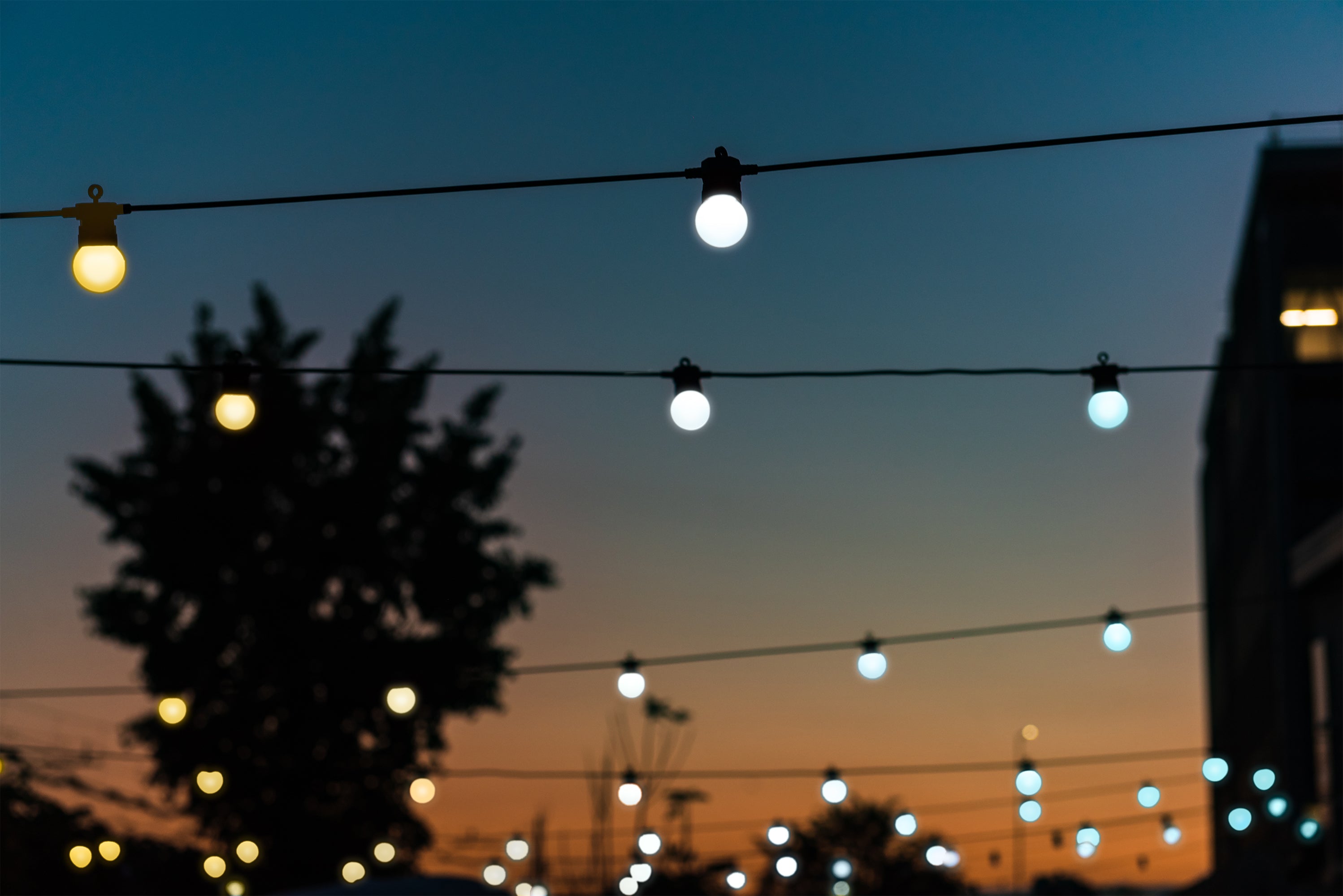 twinkly-festoon-gold-silver-smart-festoon-lichterkette-mit-gold-und-silbert-nen- image 4